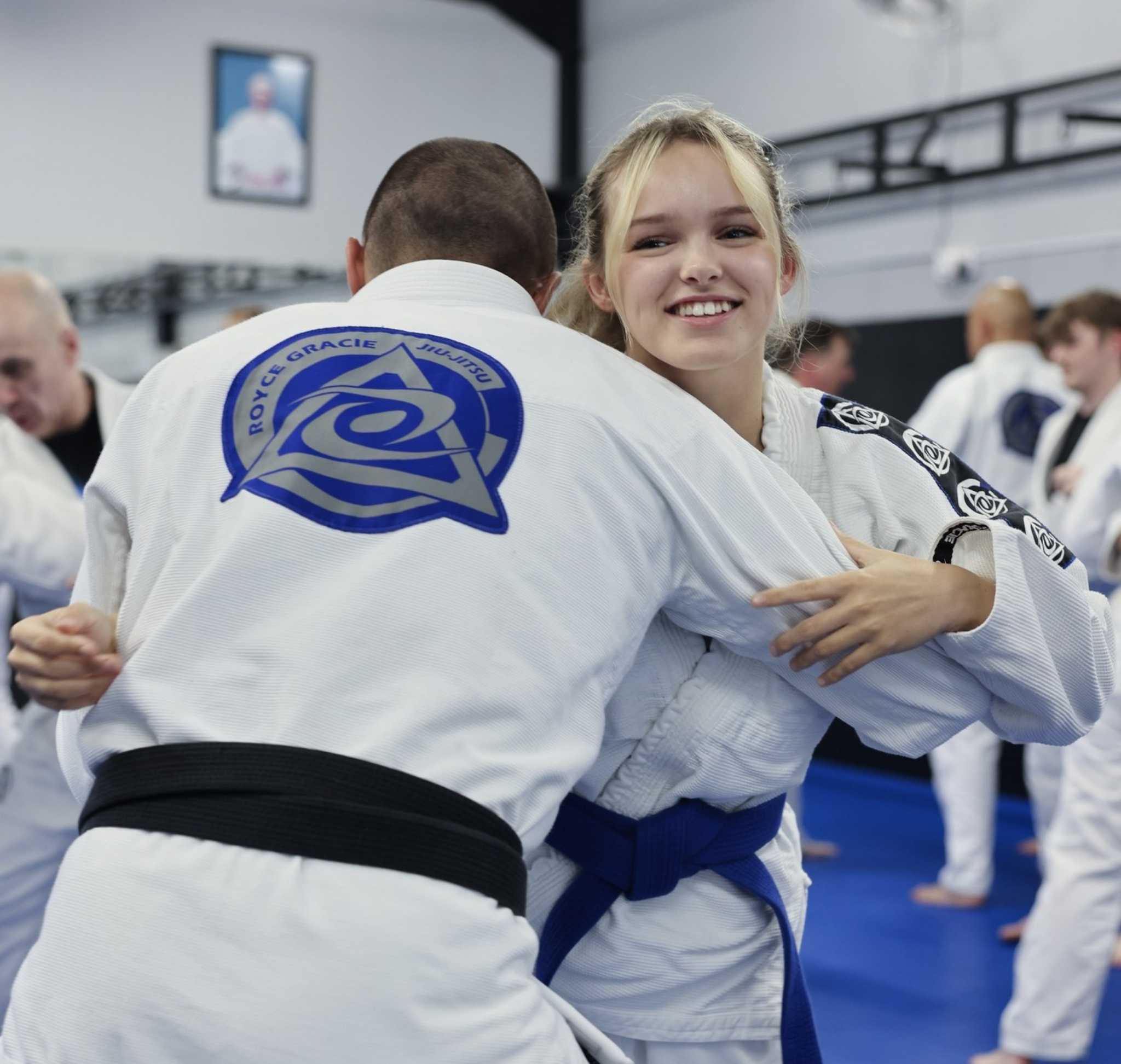 SELF-DEFENCE THAT WORKS IN REAL LIFE — NOT SPORT BJJ FOR MEDALS. LED BY CHRIS PRITCHARD, BLACK BELT UNDER ROYCE GRACIE