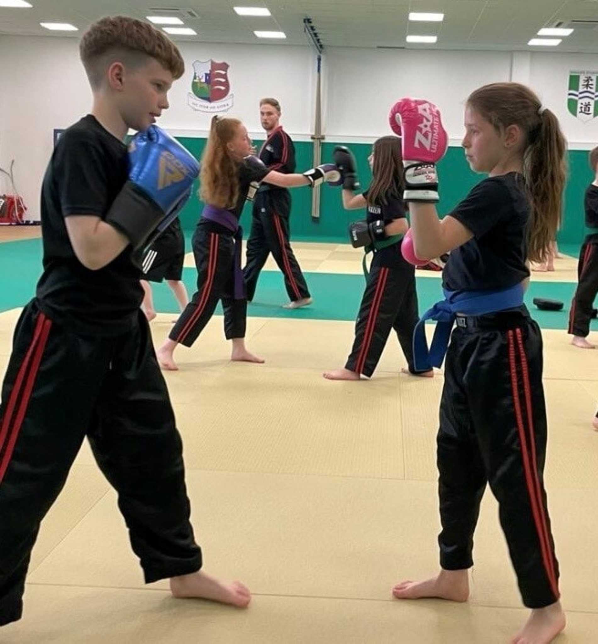 THE BENEFITS OF KICKBOXING